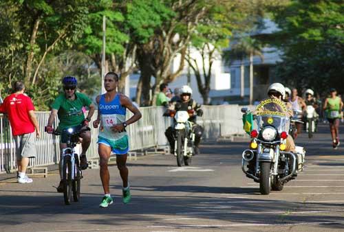 Claudir Rodrigues manteve a liderança, levou o primeiro lugar e os R$ 10 000,00 com um tempo de 02 horas 24min. 32 segundos / Foto: Ana Ventura